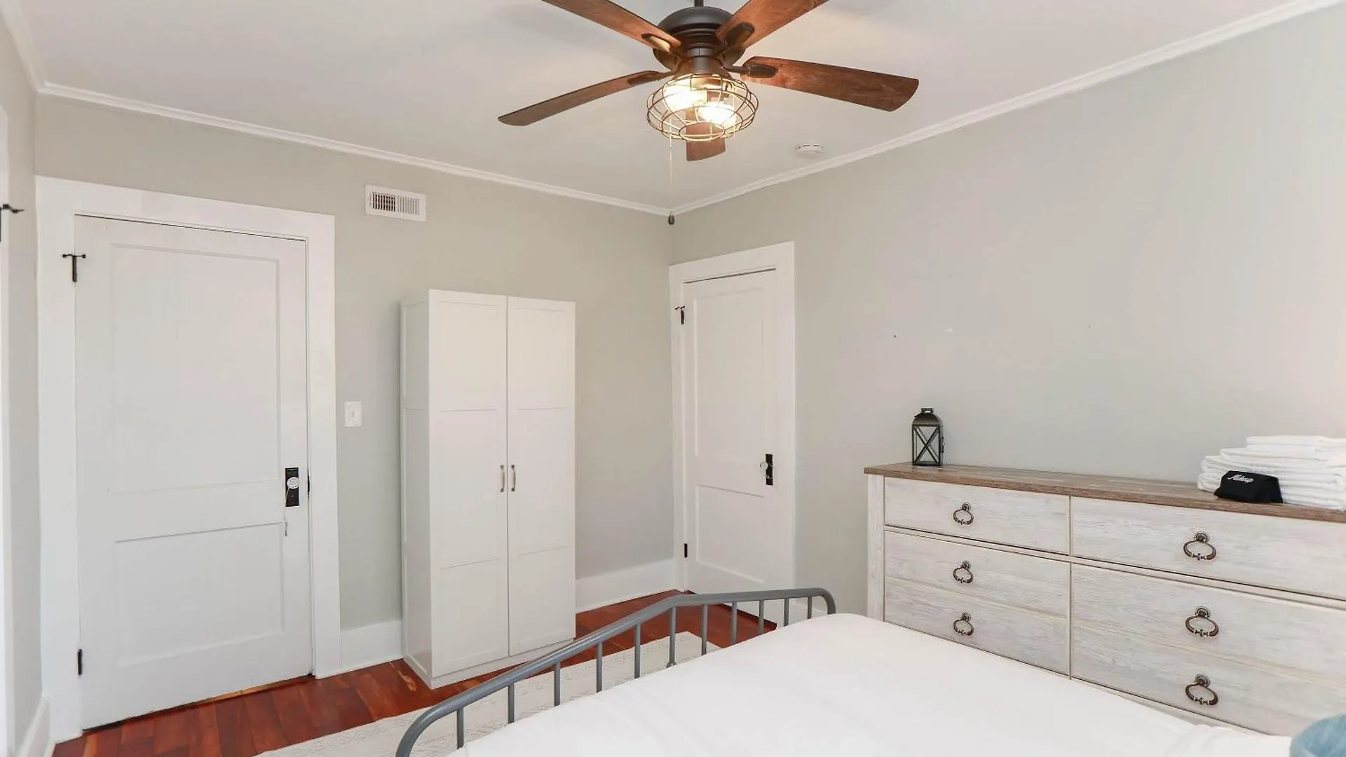 Sojourn At Colley Manor Unit 1 Sleeps 4 Apartment Norfolk