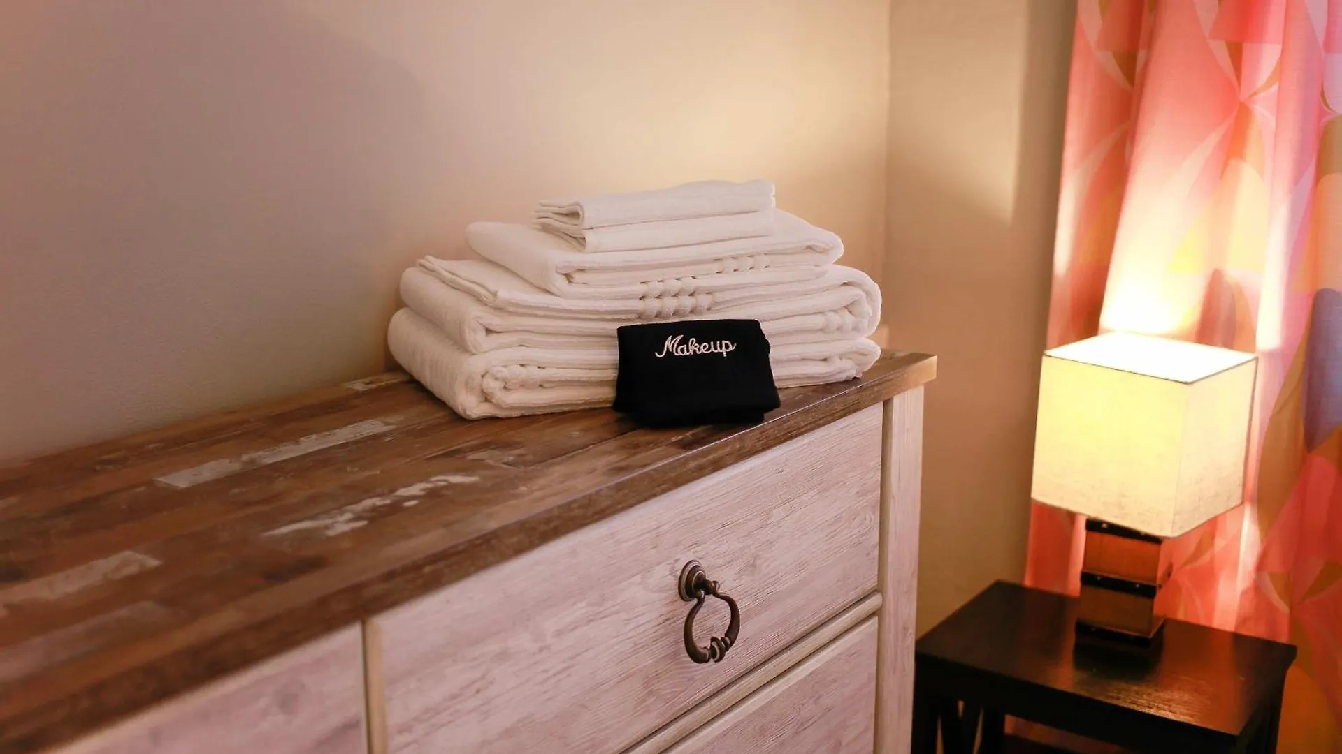 Sojourn At Colley Manor Unit 1 Sleeps 4 Apartment Norfolk
